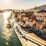 Little Marijeta Apartment Trogir